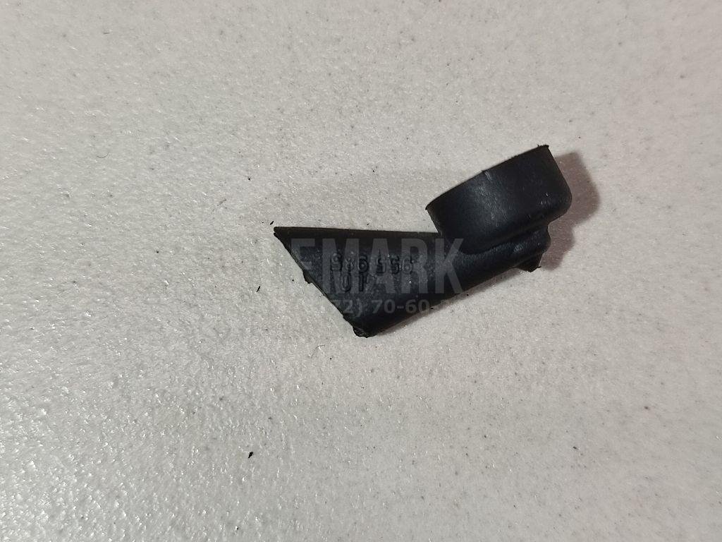 Форсунка омывателя зад стекла