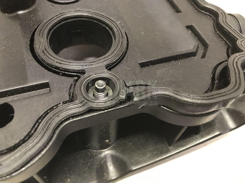 Крышка головки блока (клапанная)