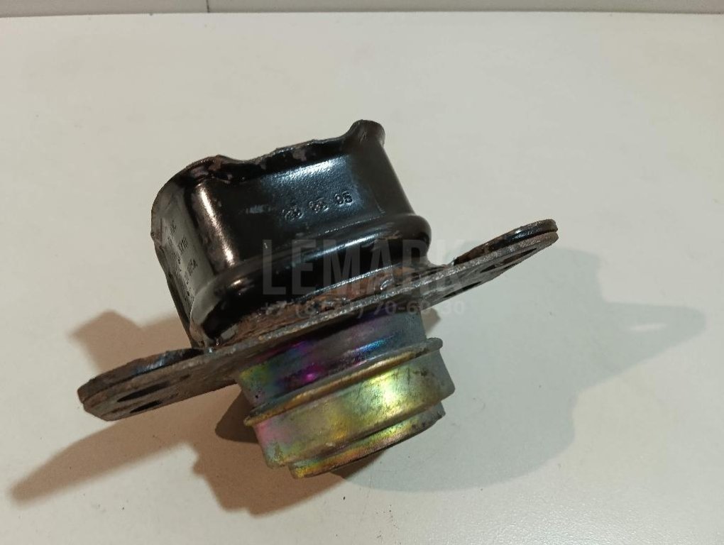 Опора двигателя для  Audi A3 [8PA] Sportback 2004-2013