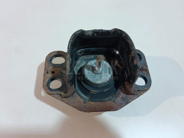 Опора двигателя