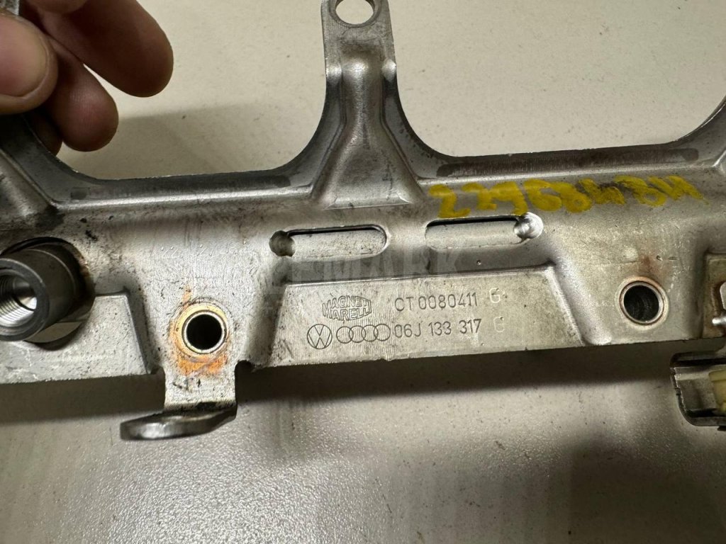 Рейка топливная (рампа)