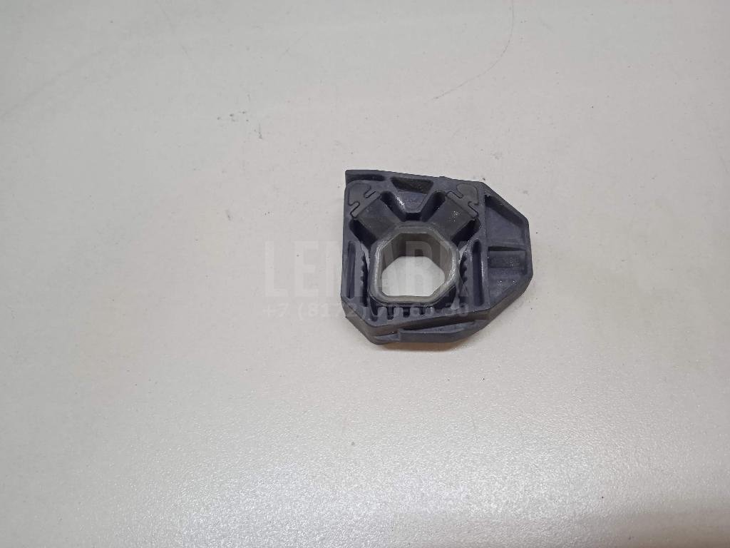 Кронштейн радиатора