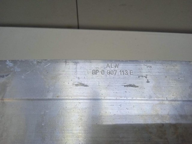 Усилитель переднего бампера