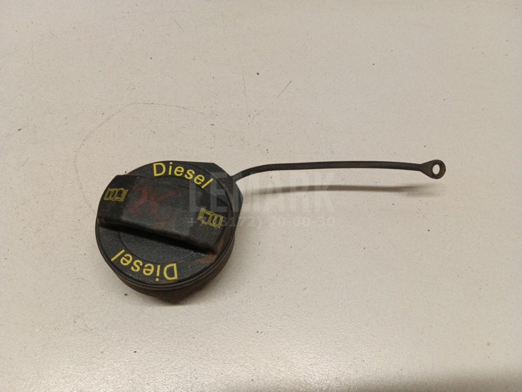 Крышка топливного бака