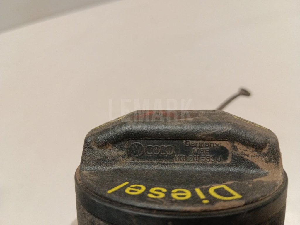 Крышка топливного бака