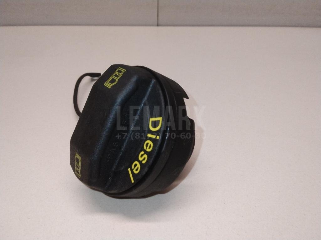 Крышка топливного бака