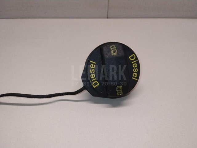 Крышка топливного бака