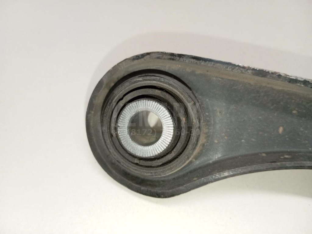 Тяга задняя поперечная правая