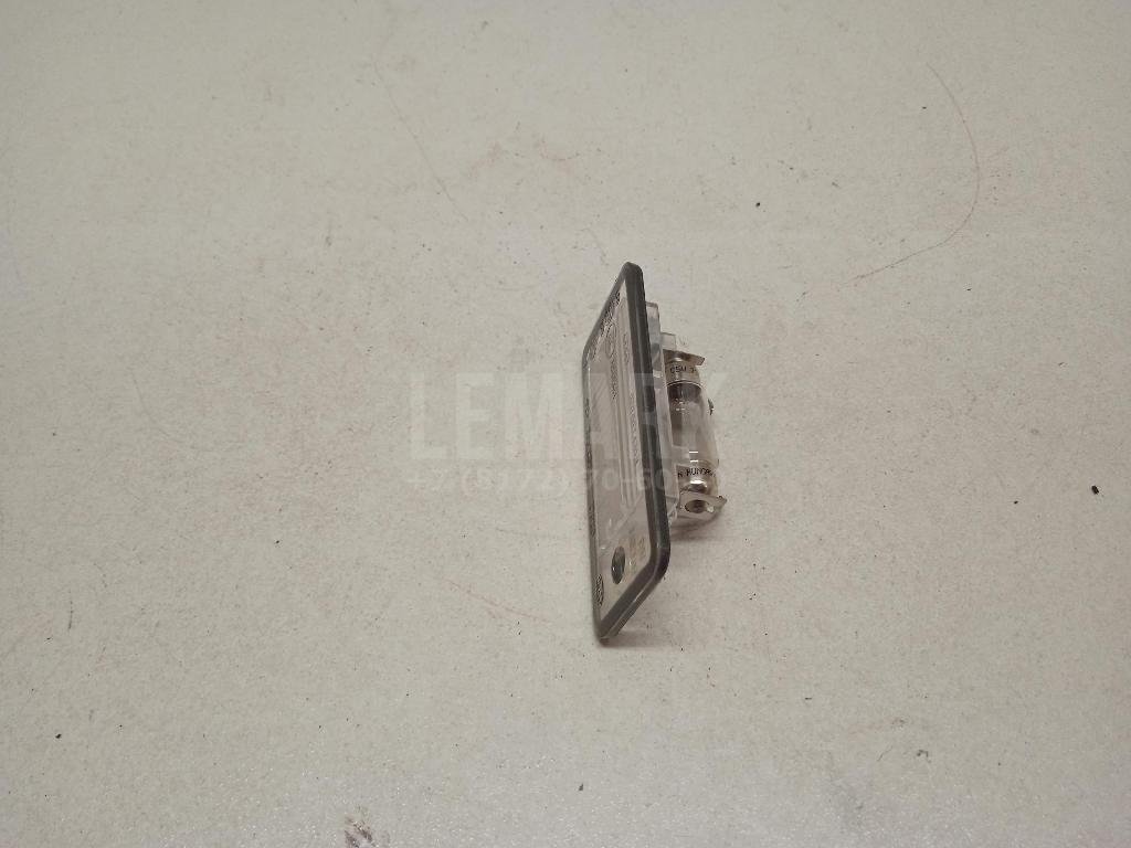 Фонарь подсветки номера