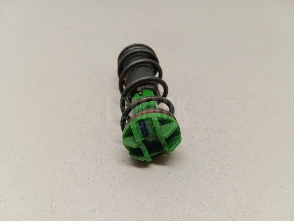 Пружина педали сцепления