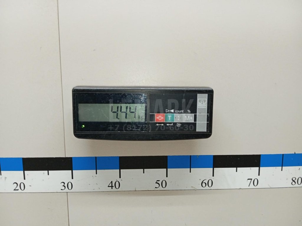 Кулак поворотный передний левый