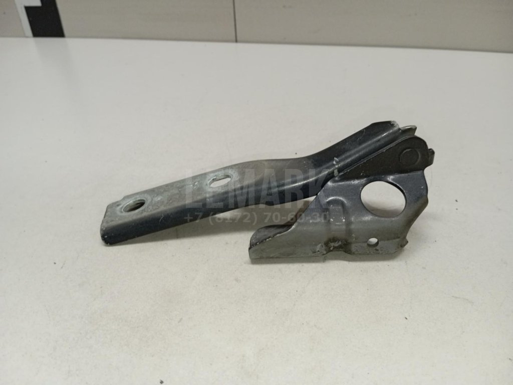 Петля капота левая