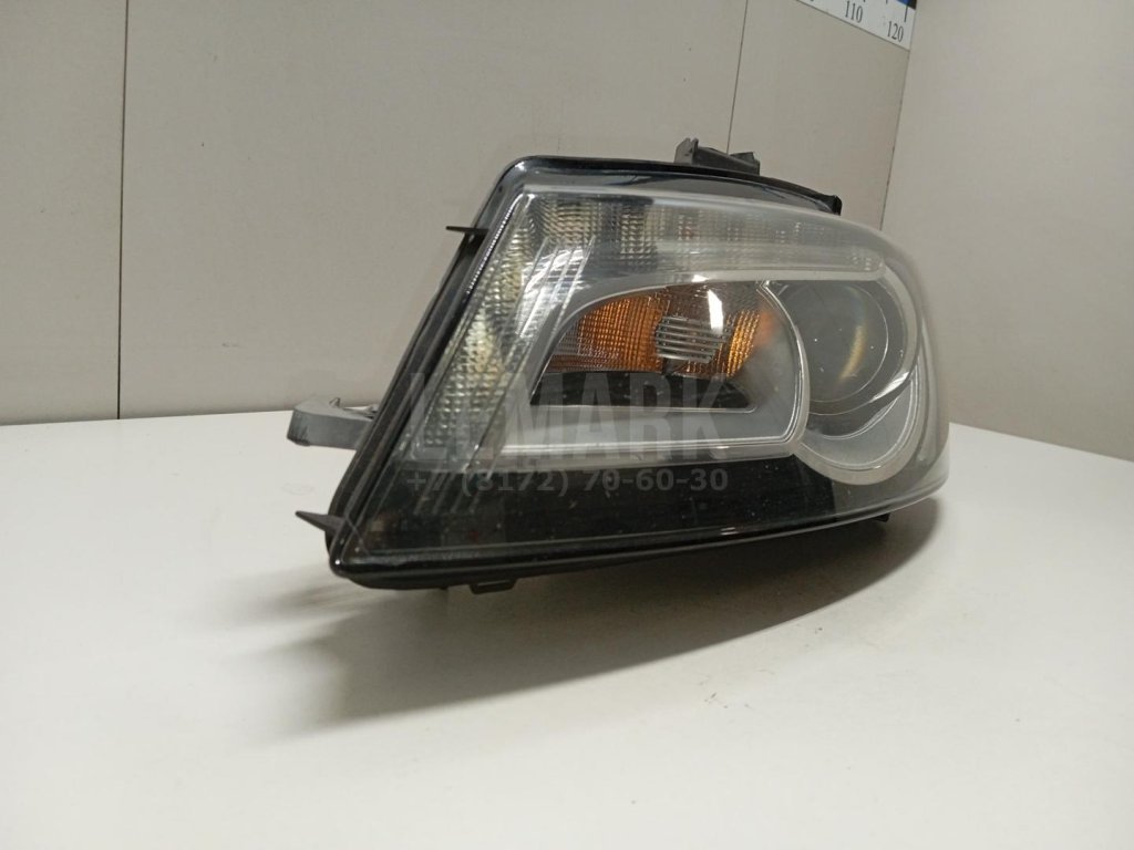Фара левая