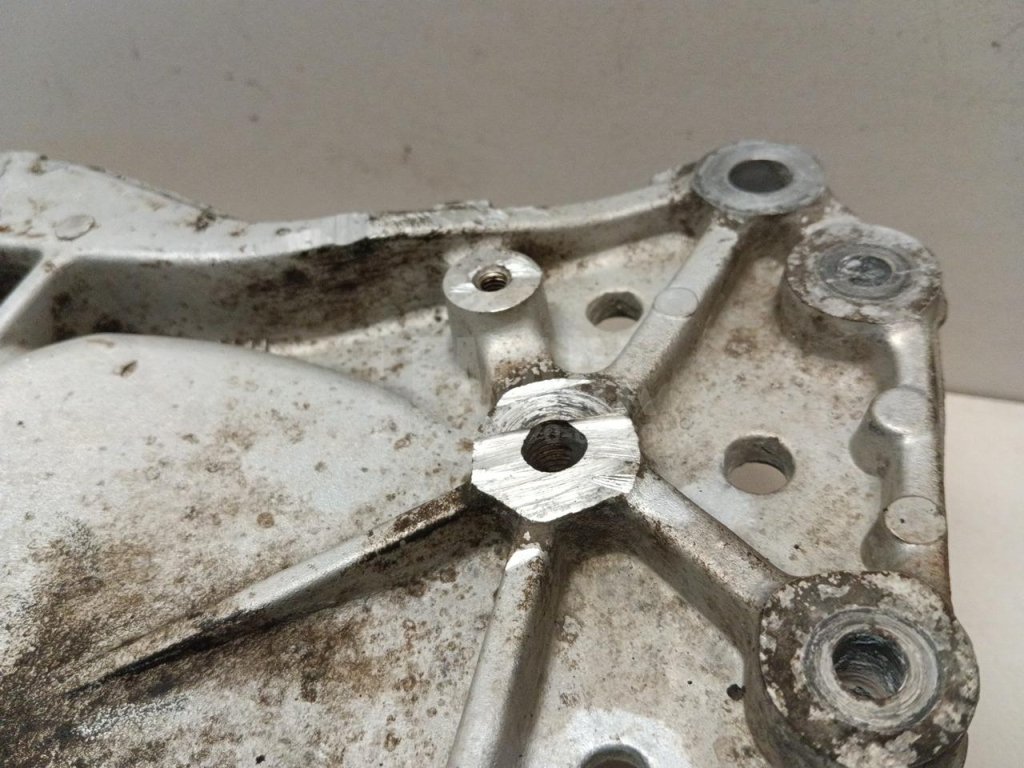 Балка подмоторная