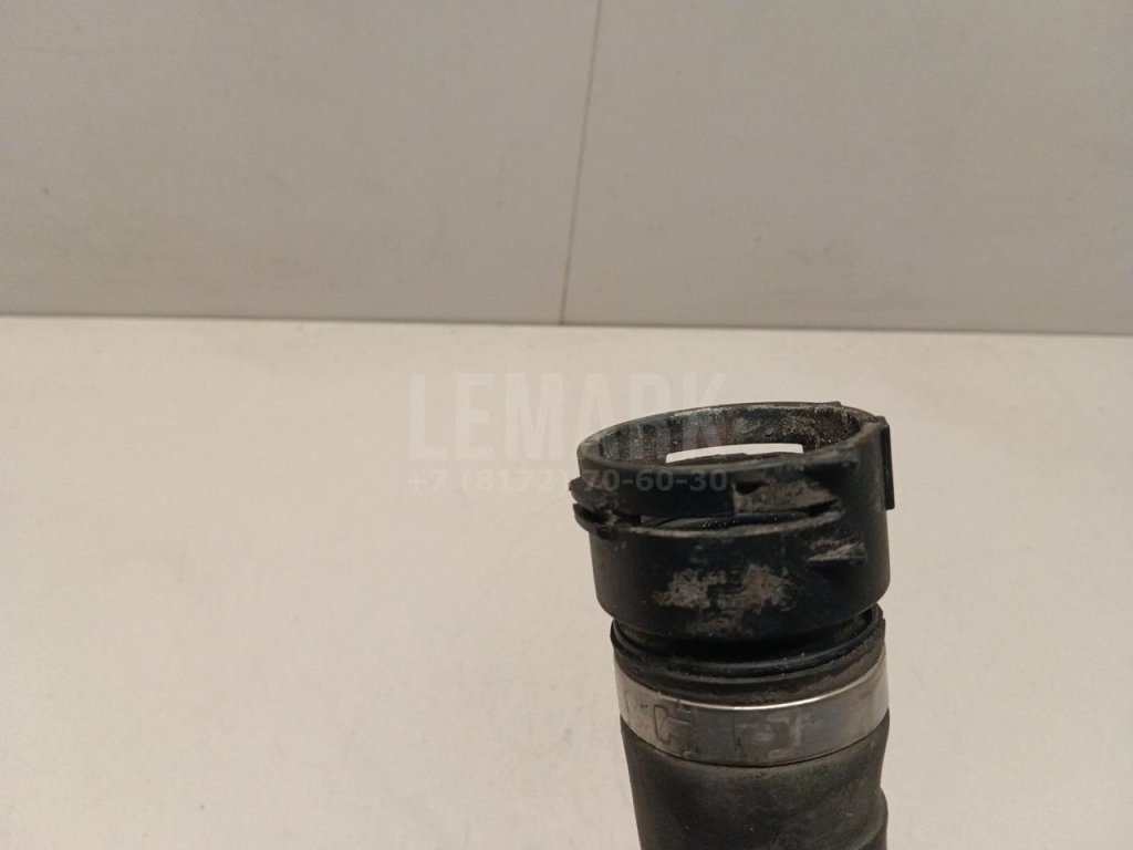 Патрубок радиатора