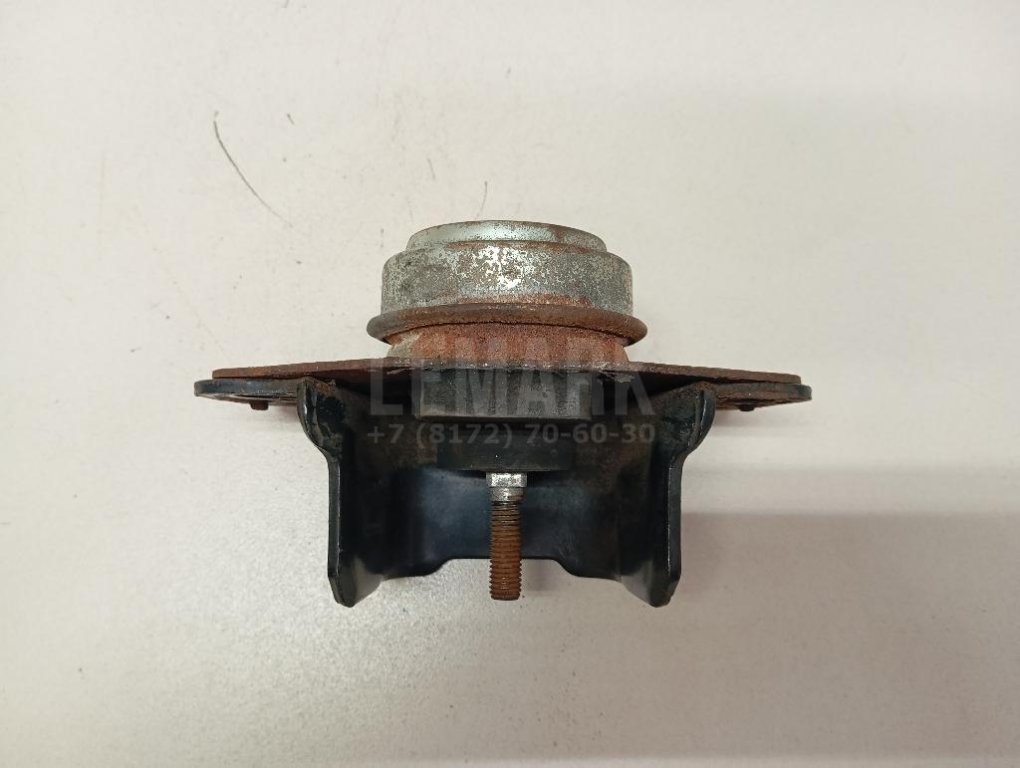 Опора двигателя