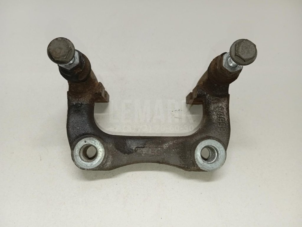 Скоба суппорта заднего