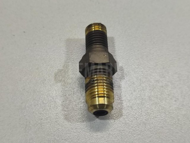 Регулятор давления топлива