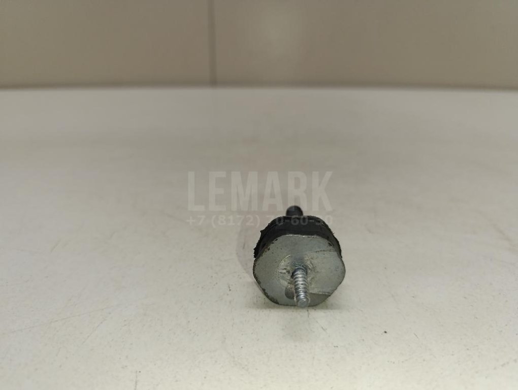 Болт впускного коллектора