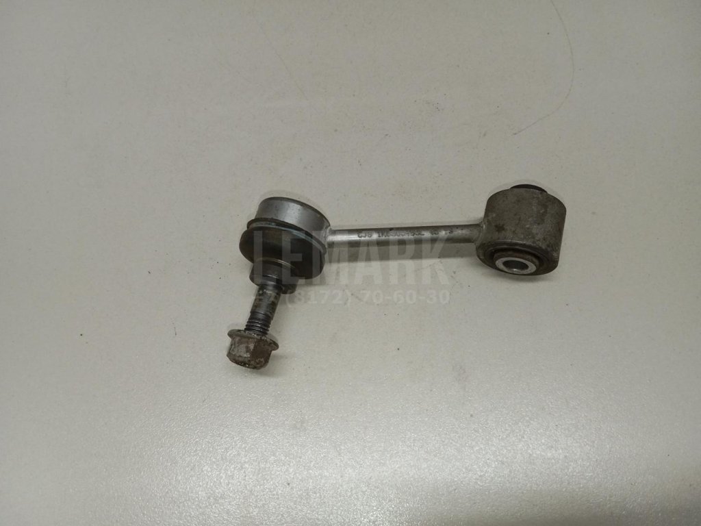 Стойка заднего стабилизатора