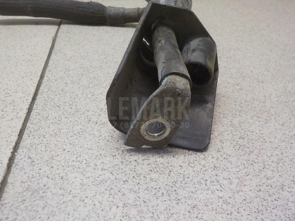 Клемма аккумулятора плюс