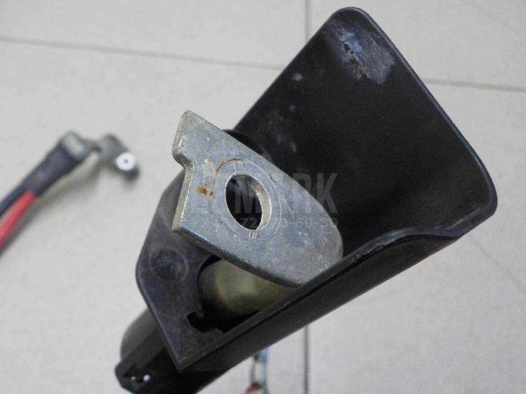 Клемма аккумулятора плюс