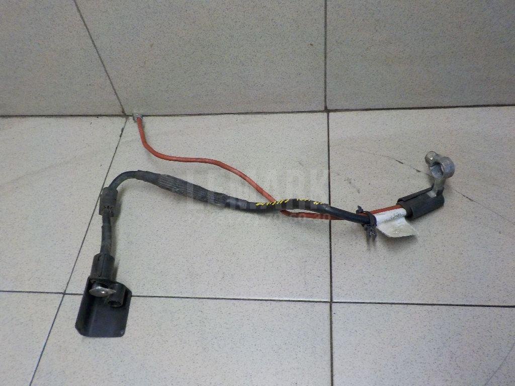 Клемма аккумулятора плюс