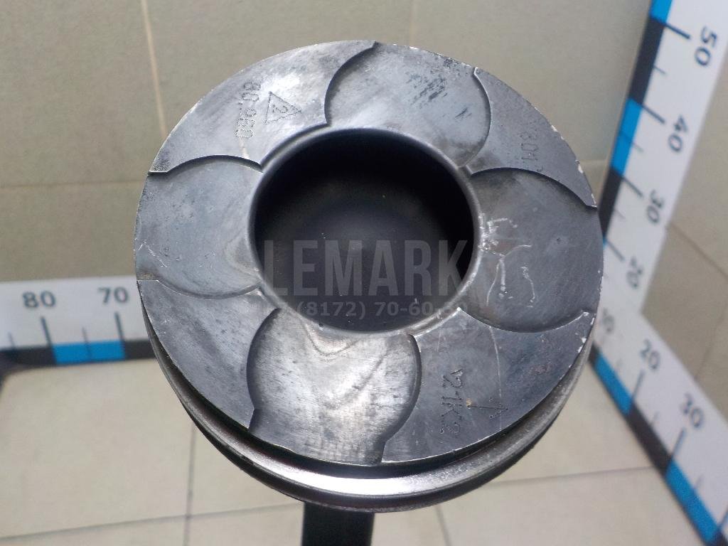 Поршень с шатуном для  Audi A4 [B9] 2015