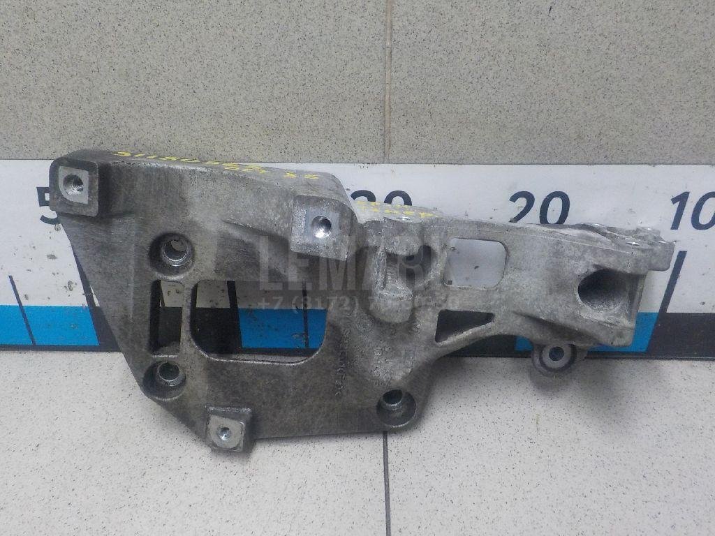 Кронштейн двигателя правый