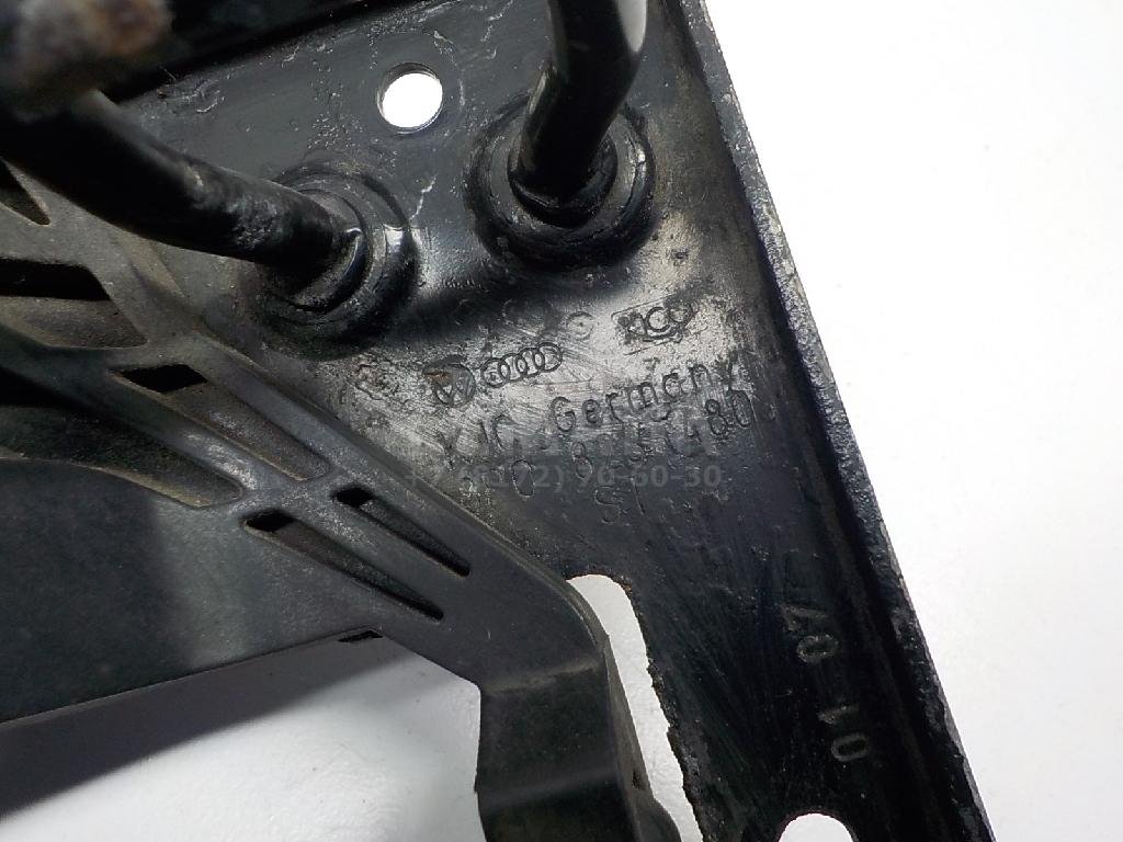 Крючок капота для  Acura TSX 2009-2014