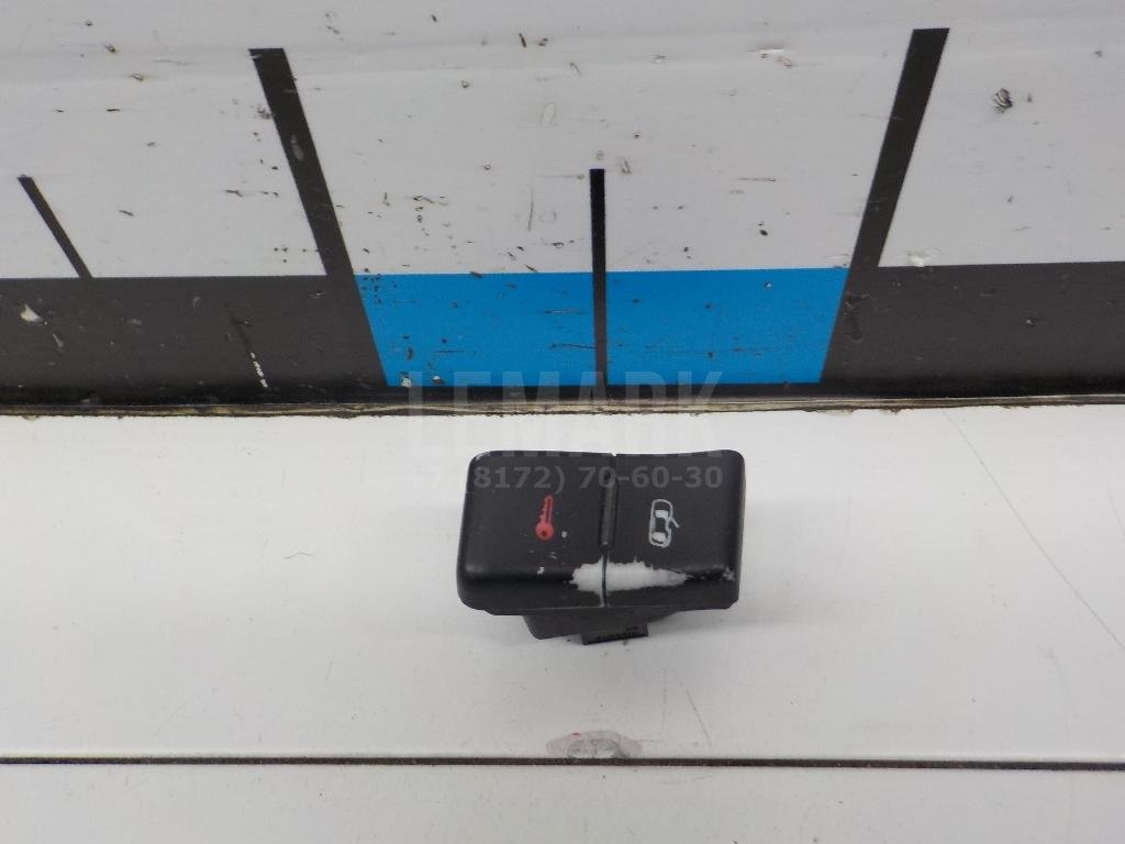 Кнопка центрального замка