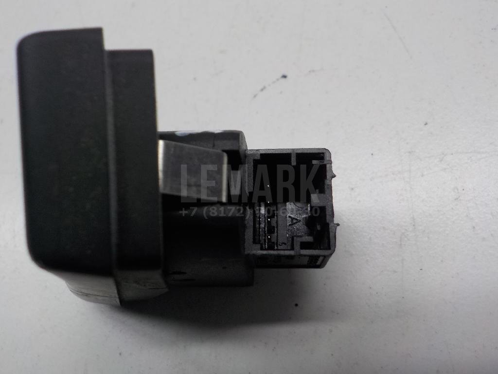 Кнопка центрального замка