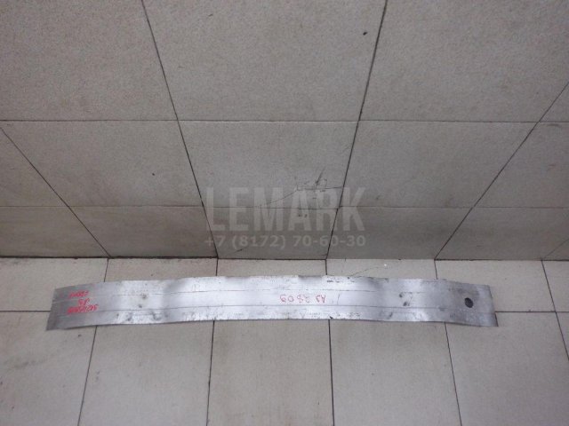 Усилитель переднего бампера