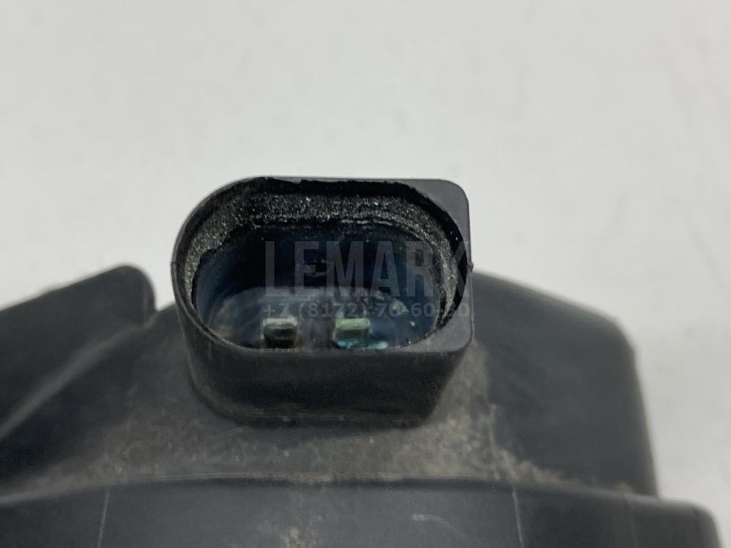 Крышка фары противотуманной правой