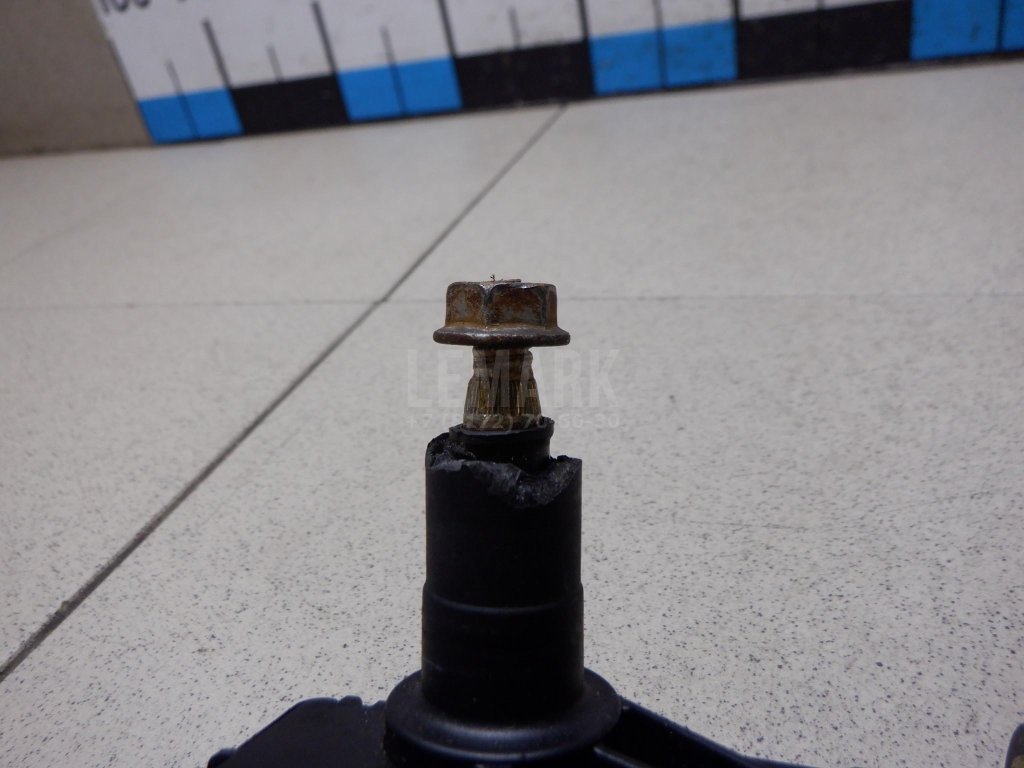 Моторчик стеклоочистителя задний