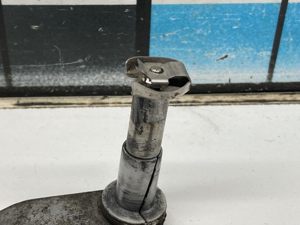 Тяга кулисы КПП