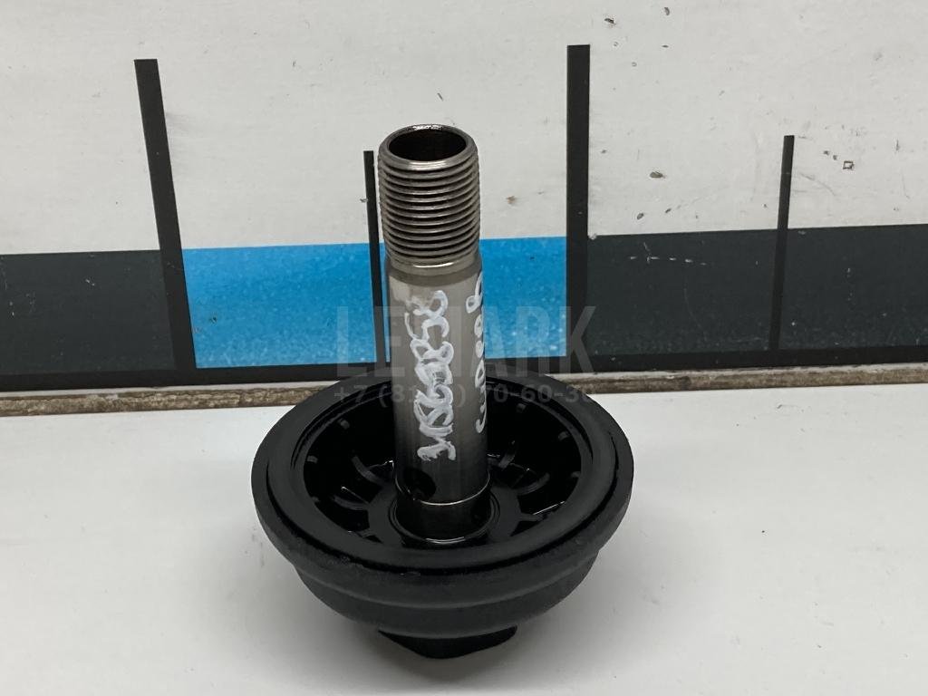 Крышка масляного радиатора