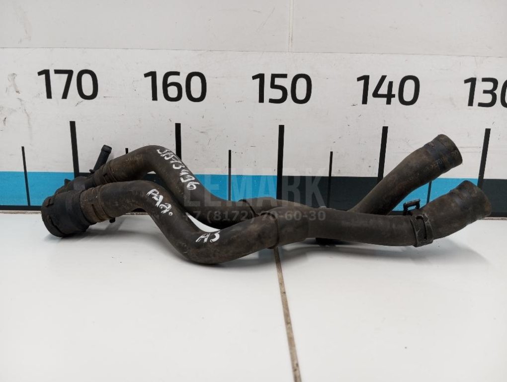 Патрубок отопителя