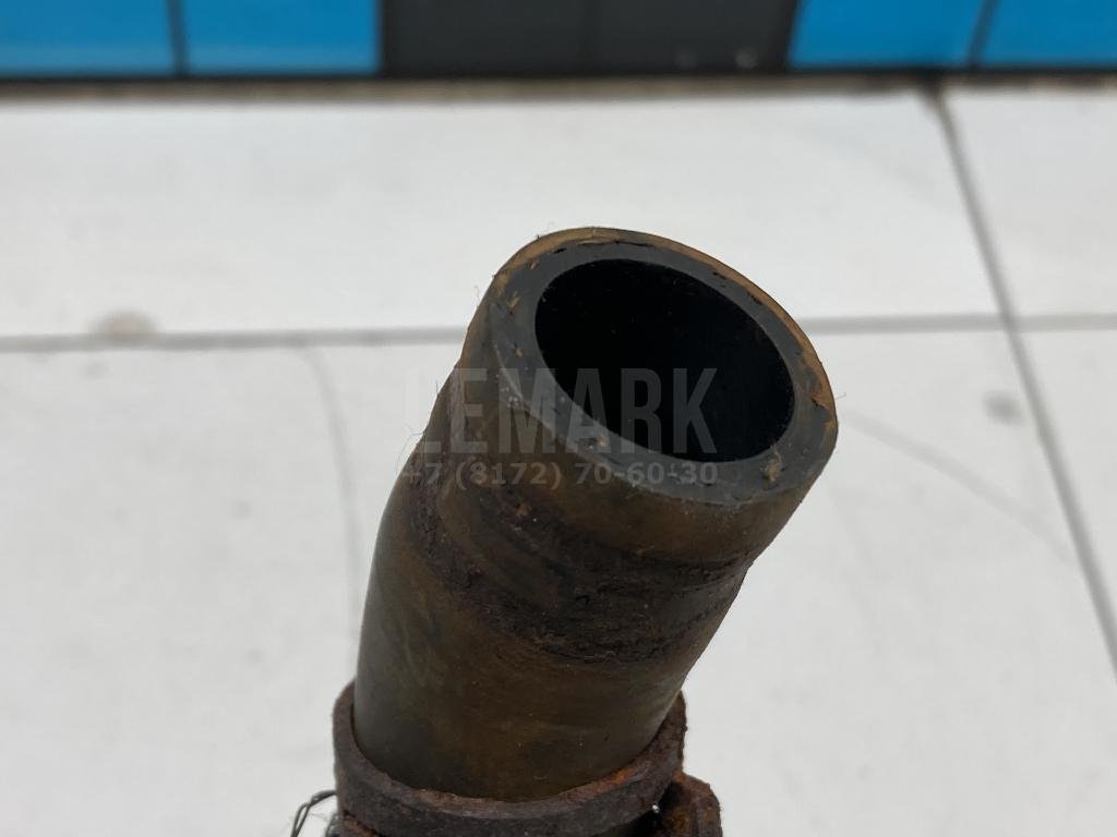 Патрубок радиатора