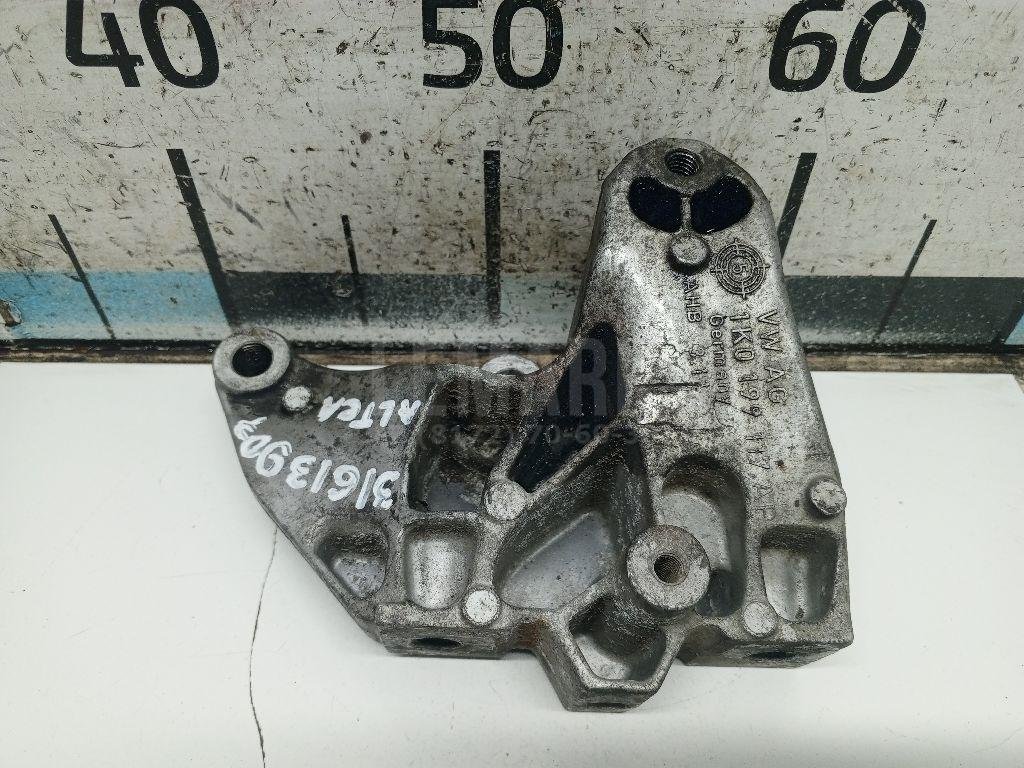 Кронштейн КПП левый для  Audi A5/S5 (F5) 2017