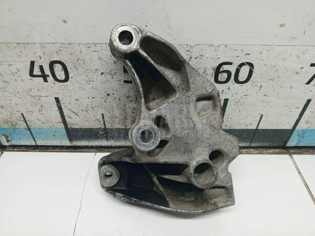 Кронштейн КПП левый для  Audi A5/S5 (F5) 2017