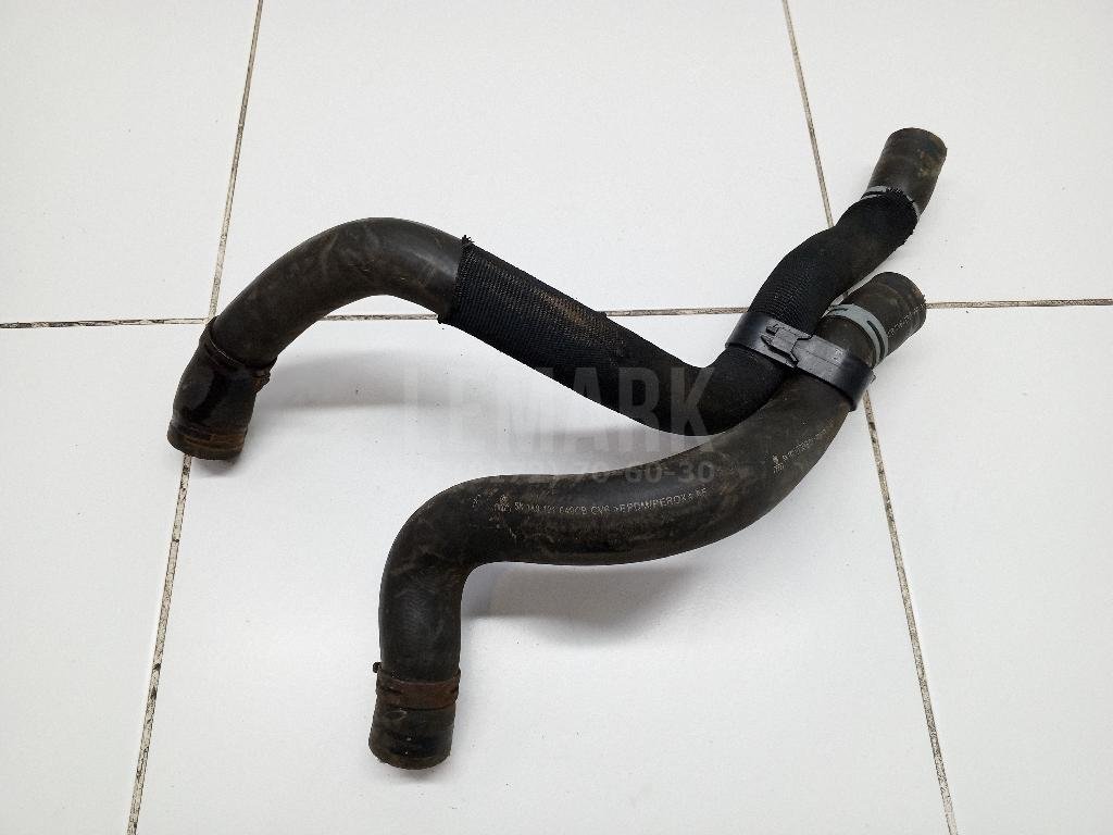 Патрубок радиатора