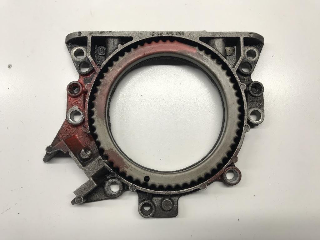 Сальник коленвала задний