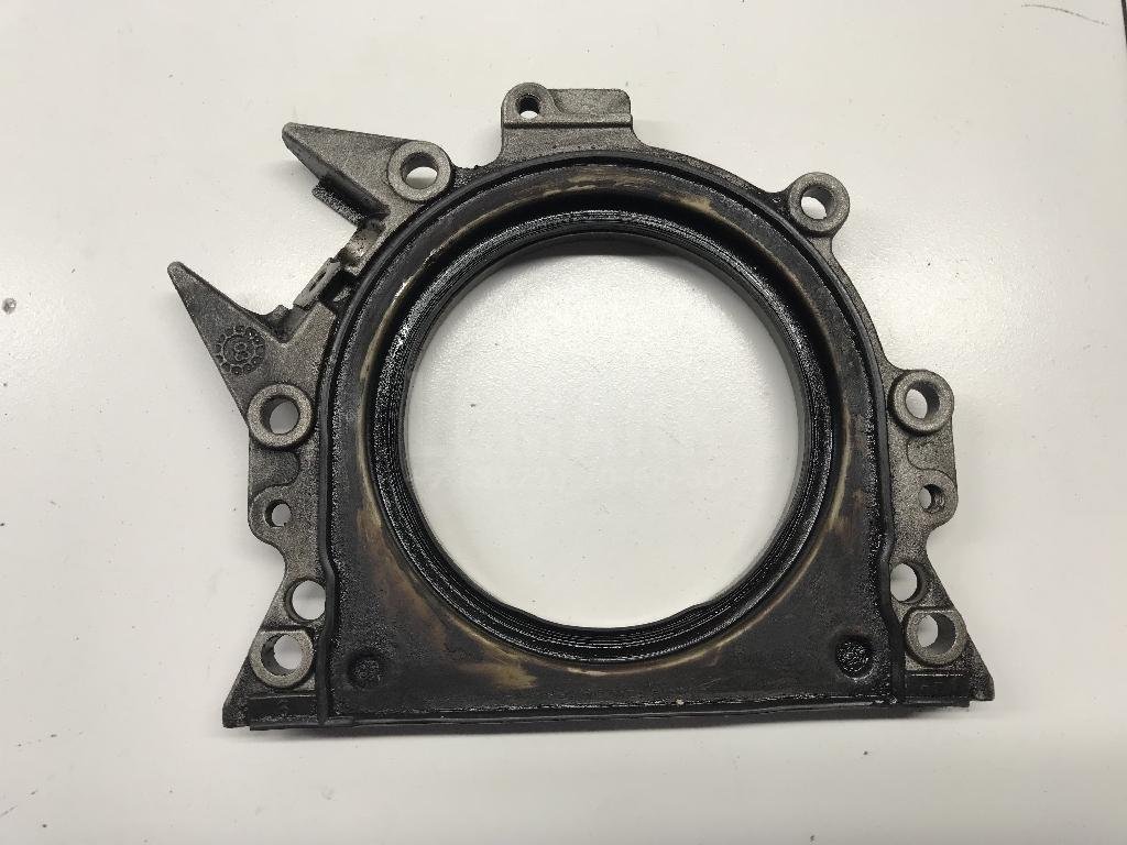 Сальник коленвала задний