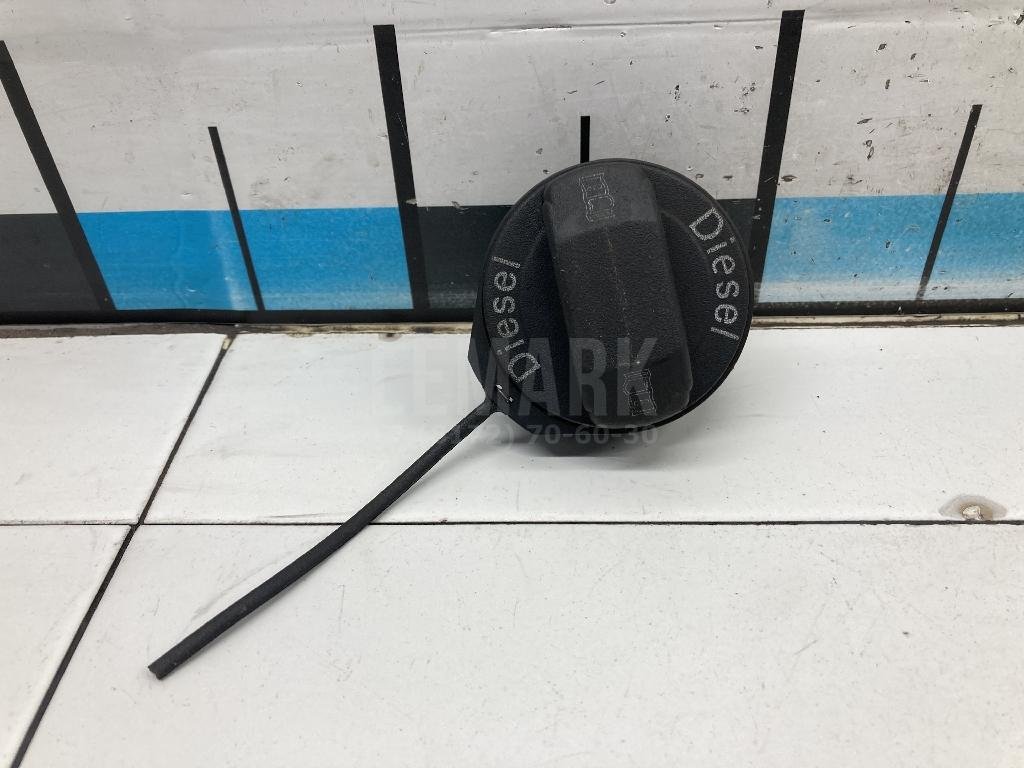 Крышка топливного бака