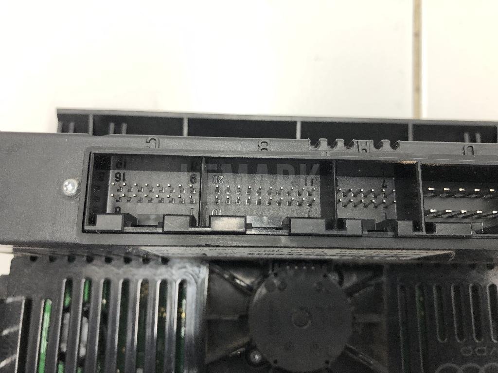 Блок управления климатической установкой