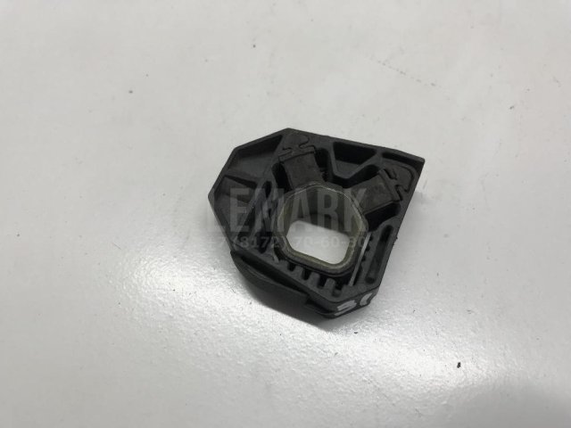 Кронштейн радиатора