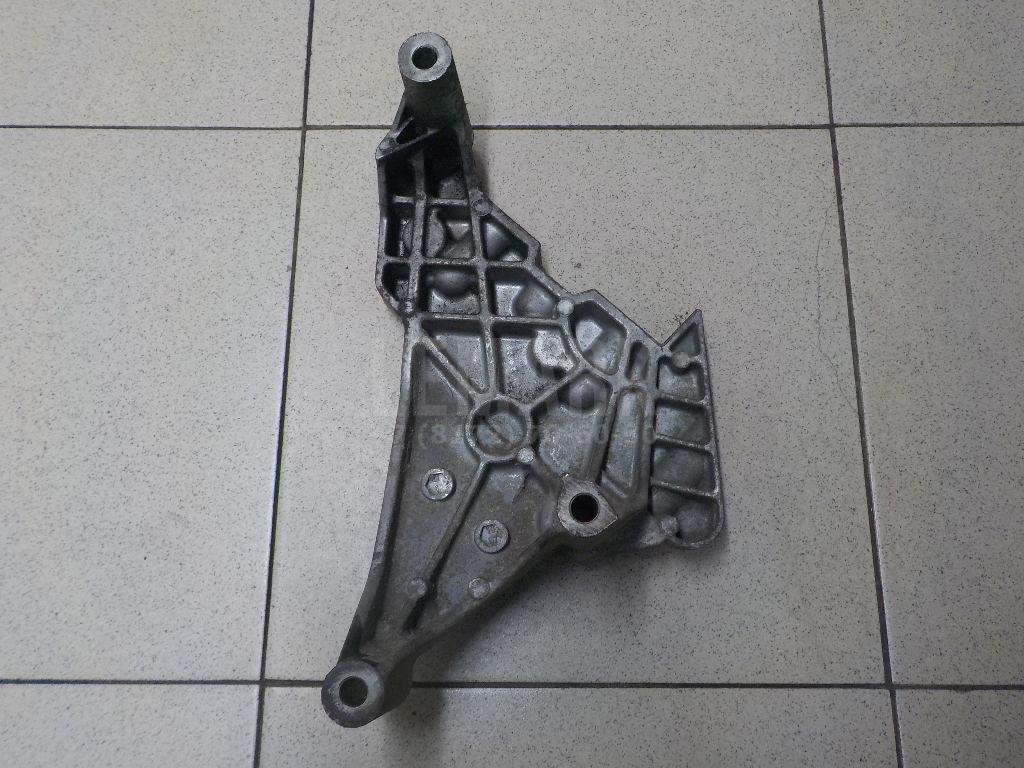 Кронштейн двигателя правый