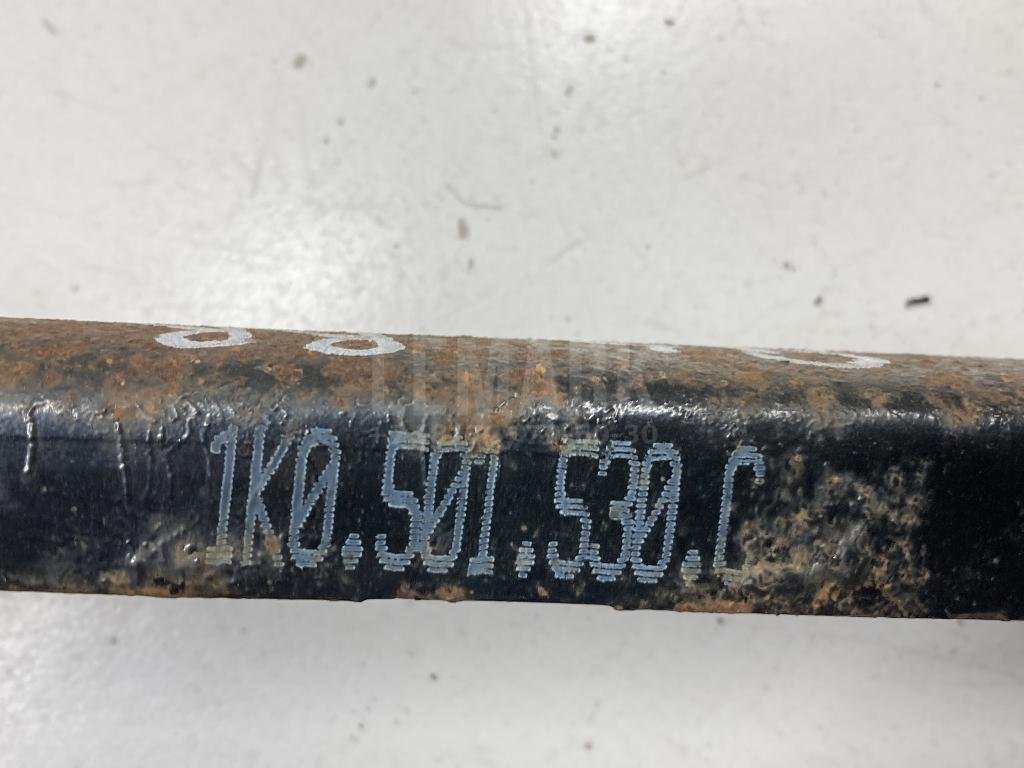 Тяга задняя поперечная правая