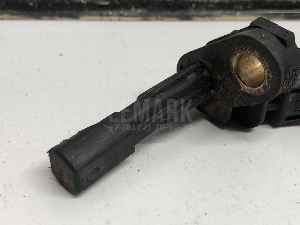 Датчик ABS задний правый